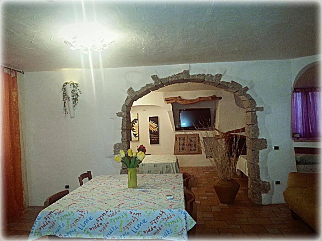 올비아 Sardegna Casa A 250 Metri Dal Mare Con Piscina 아파트 외부 사진