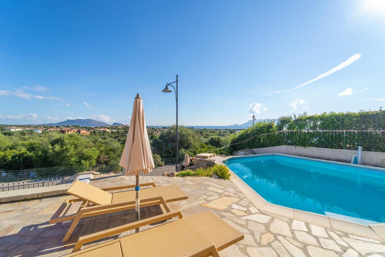 올비아 Sardegna Casa A 250 Metri Dal Mare Con Piscina 아파트 외부 사진